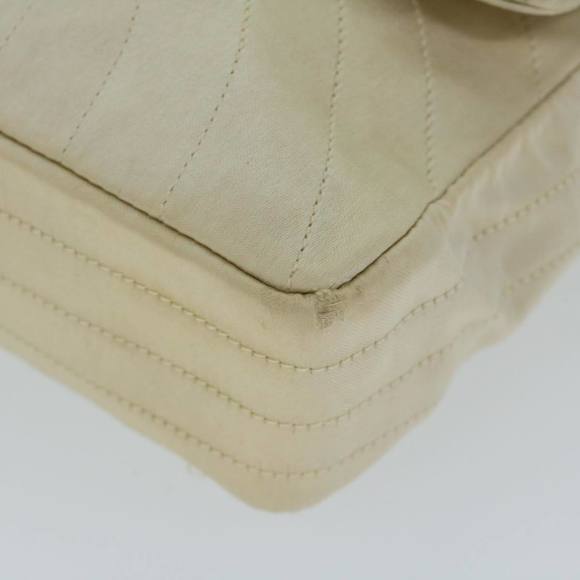 CHANEL Sac à Rabat Shoulder Bag - Picture 14 of 16